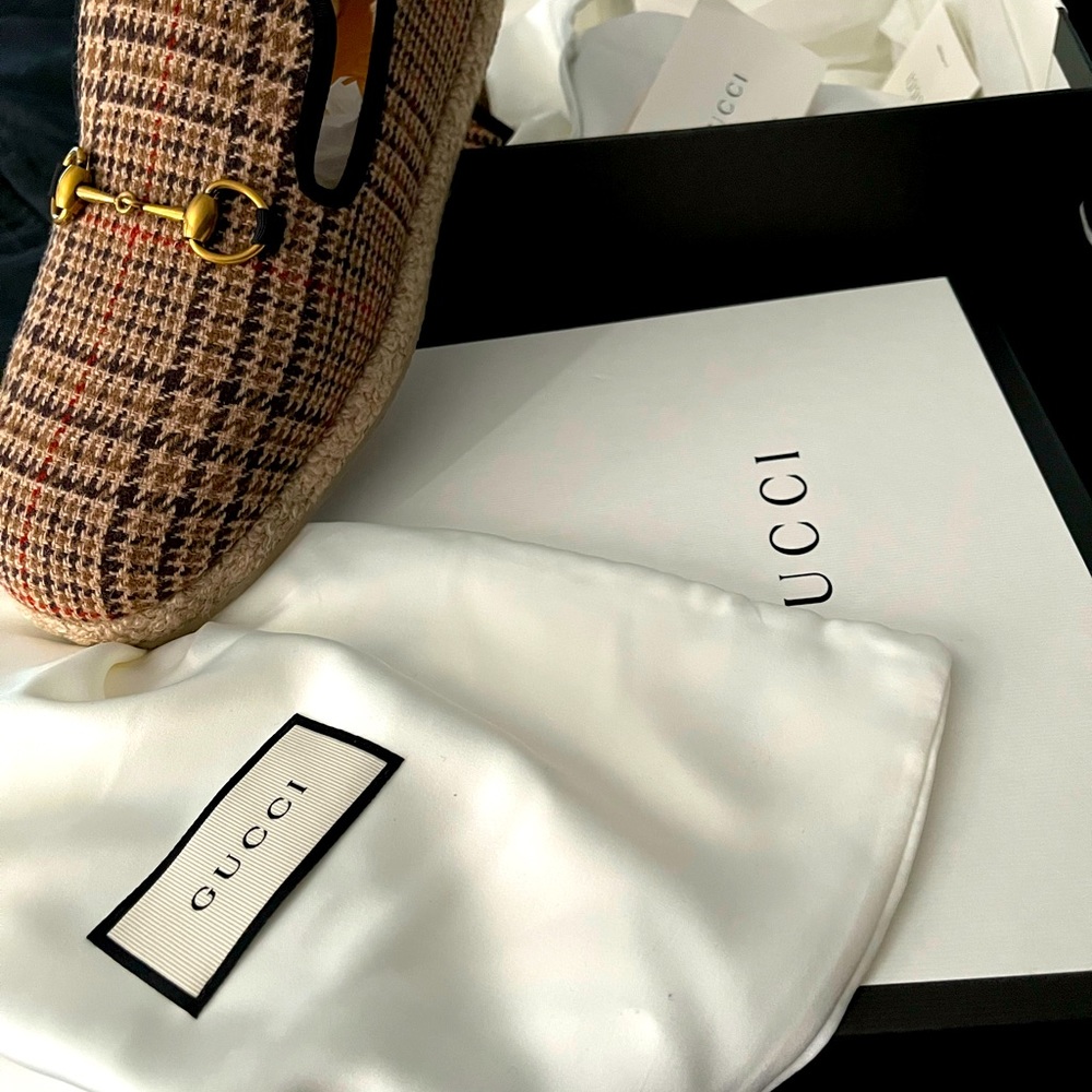 Gucci loafers Brand new never worn never tried on